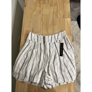 Central Park West Women's Shorts August Shorts in White Stripes Size‎ S